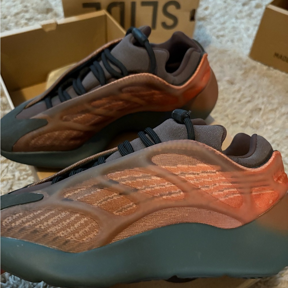 Yeezy 700